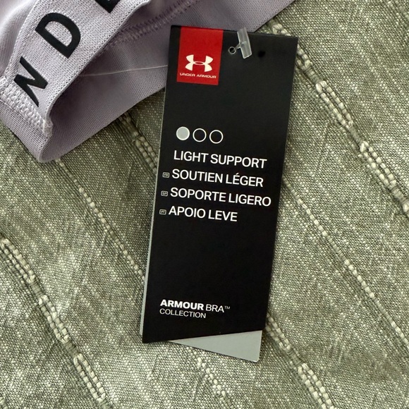 Under Armour Strappy Sports Bra - Picture 3 of 4